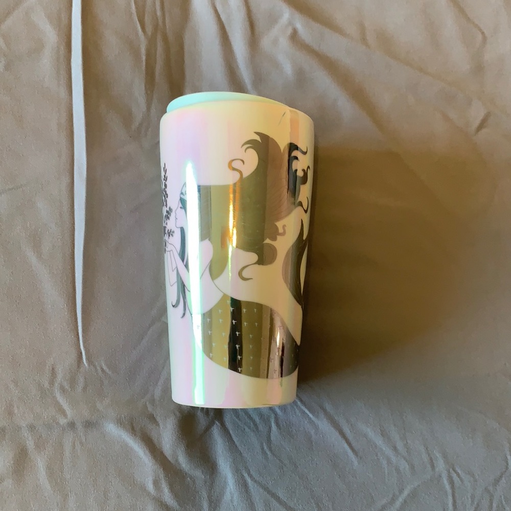 Mermaid Starbucks Coffee Mug!! 12fl oz, NWOT, feel free to make an offer:)!!